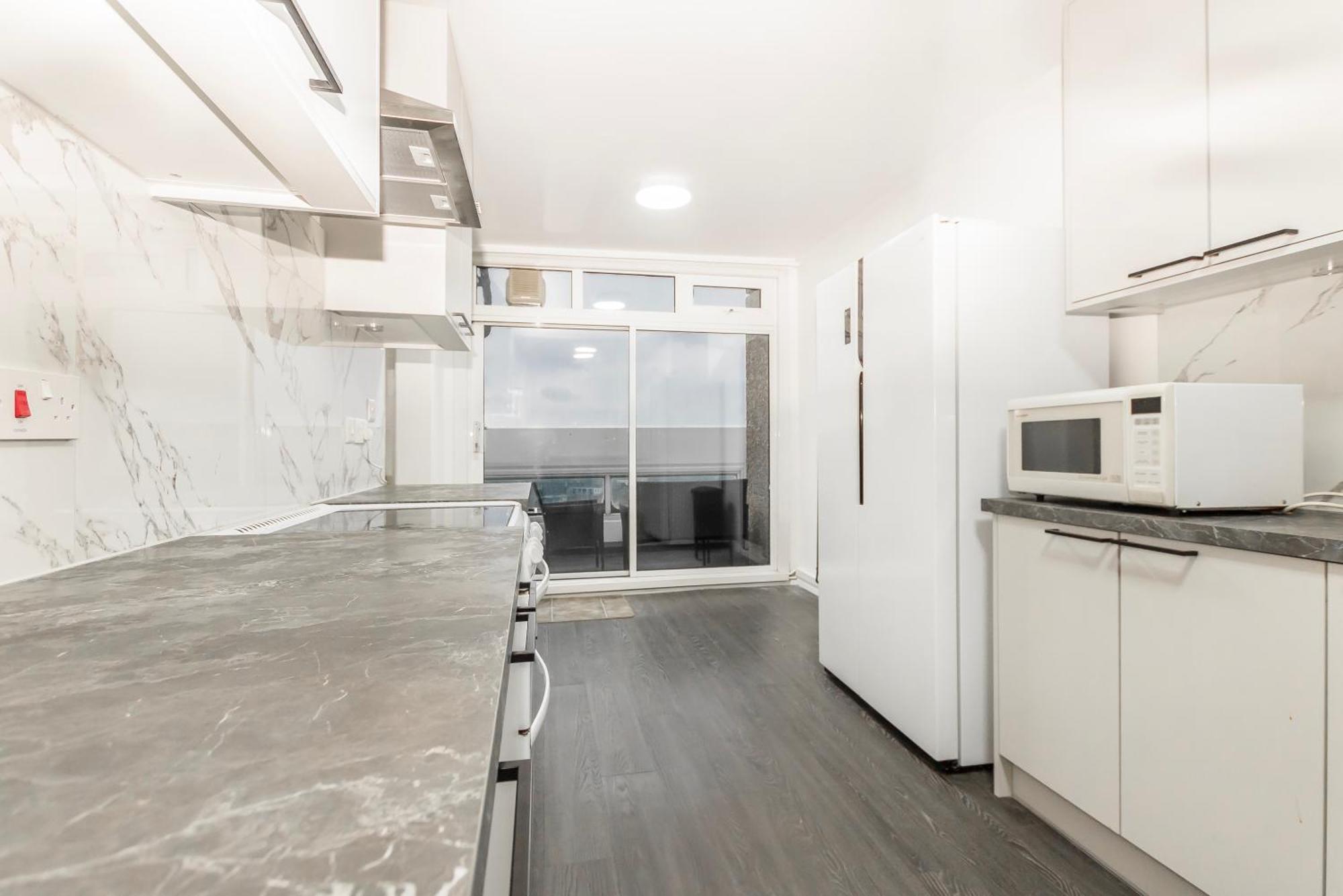 Spacious Two Bed Apartment With Glorious Views Of Prime London Exterior foto