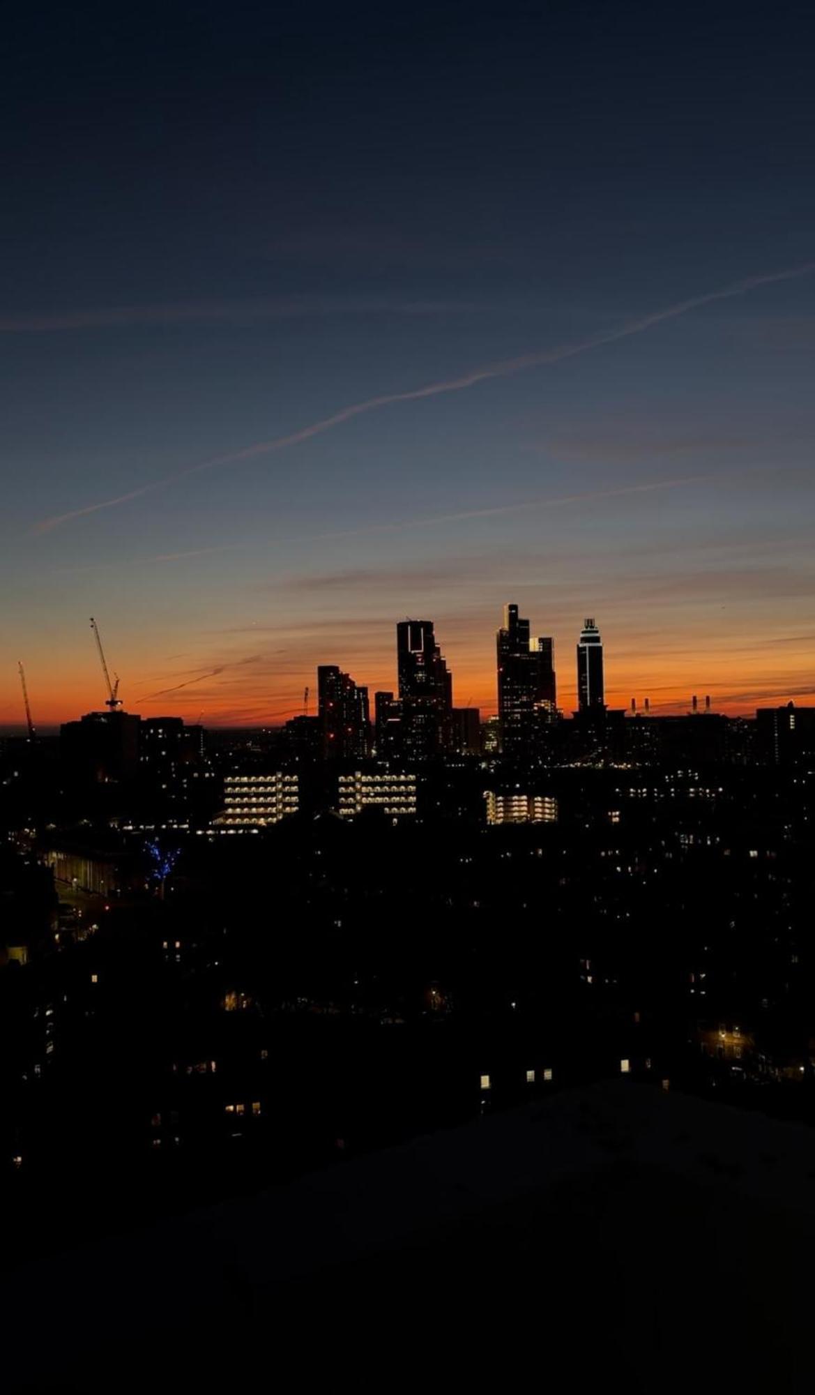 Spacious Two Bed Apartment With Glorious Views Of Prime London Exterior foto