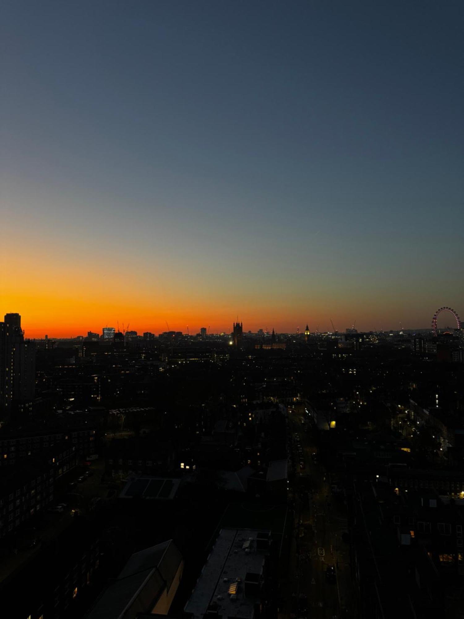 Spacious Two Bed Apartment With Glorious Views Of Prime London Exterior foto